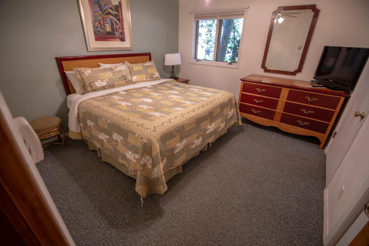 Coachlite Inn
