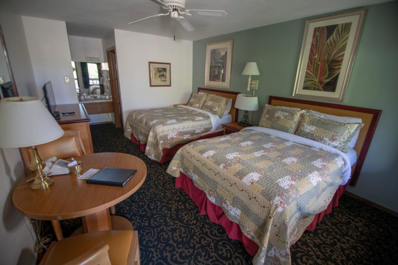 Coachlite Inn